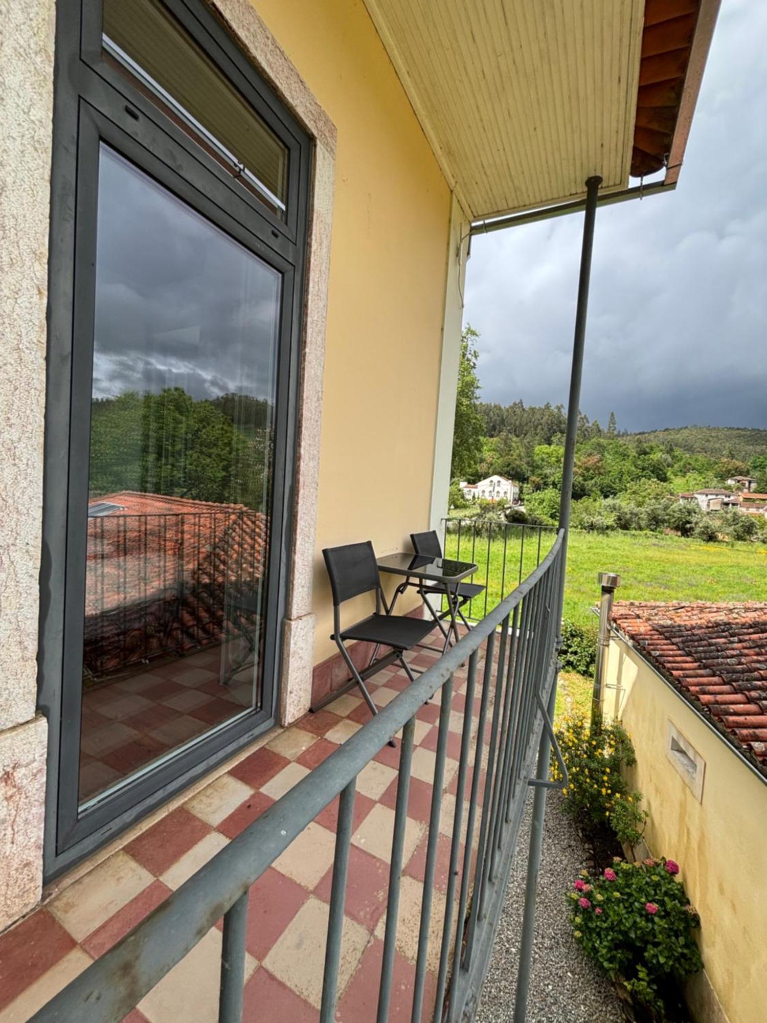 Bed and Breakfast Casa Joya à Góis Extérieur photo